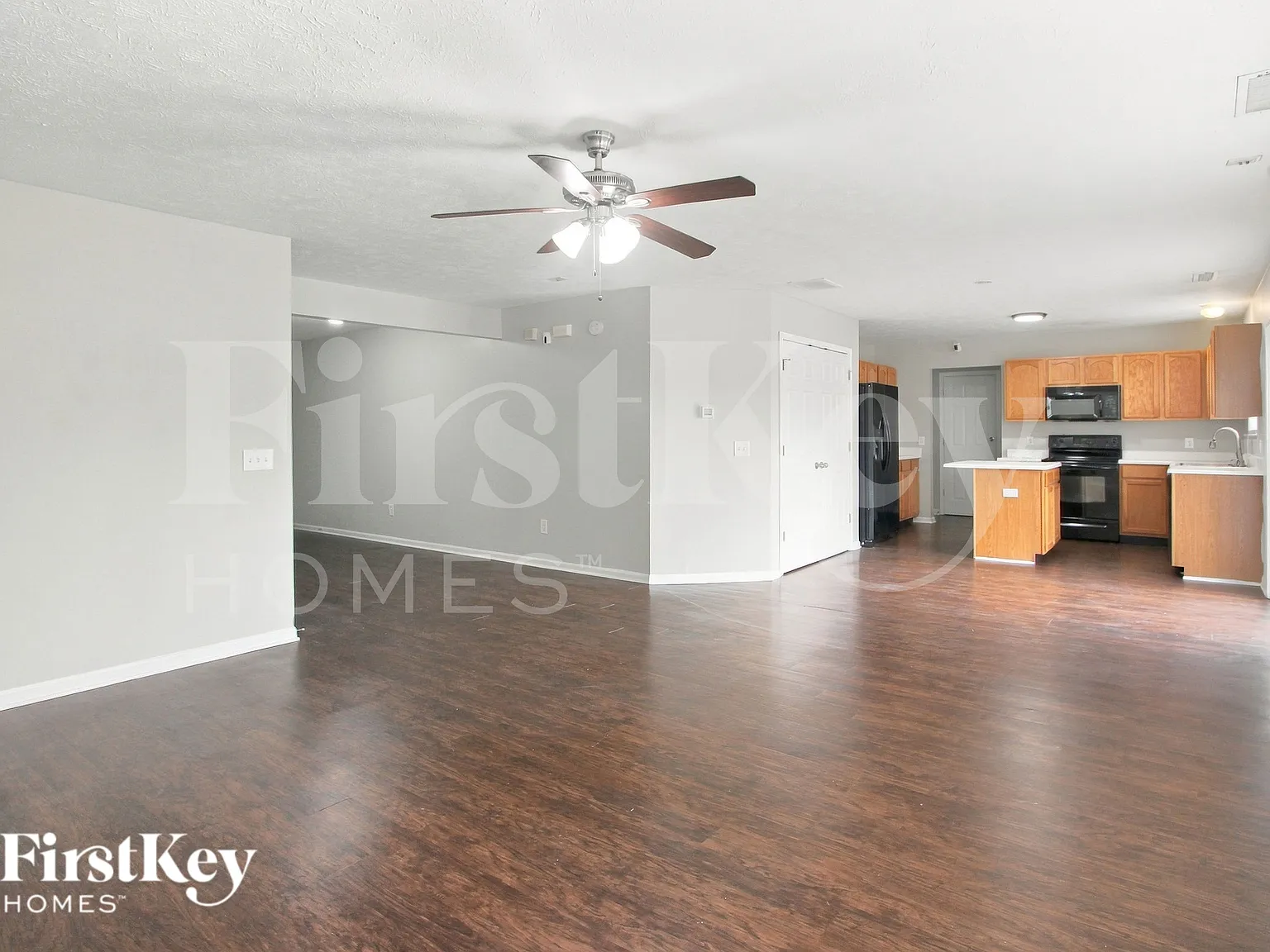 4 bed, 3.0 bath, 2534 sqft, $1,760 — Photo 4