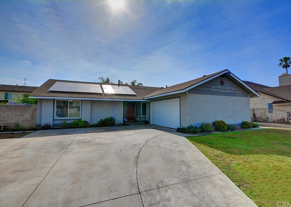 1st image of 9961 Celeste Ct