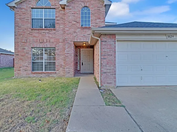 1029 Magnolia Ln, Cedar Hill, TX 75104