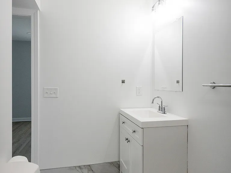 458 Hague St #2 — Photo 18