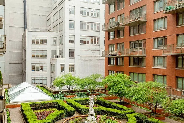 Rented by Mirador Real Estate | media 6