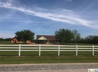 2574 Burroughsville Rd, Victoria, TX 77905