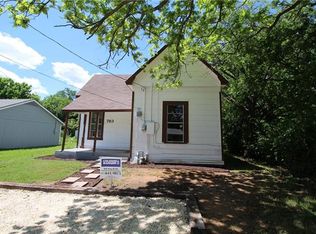 783 Chase Ave, Cleburne, TX 76031