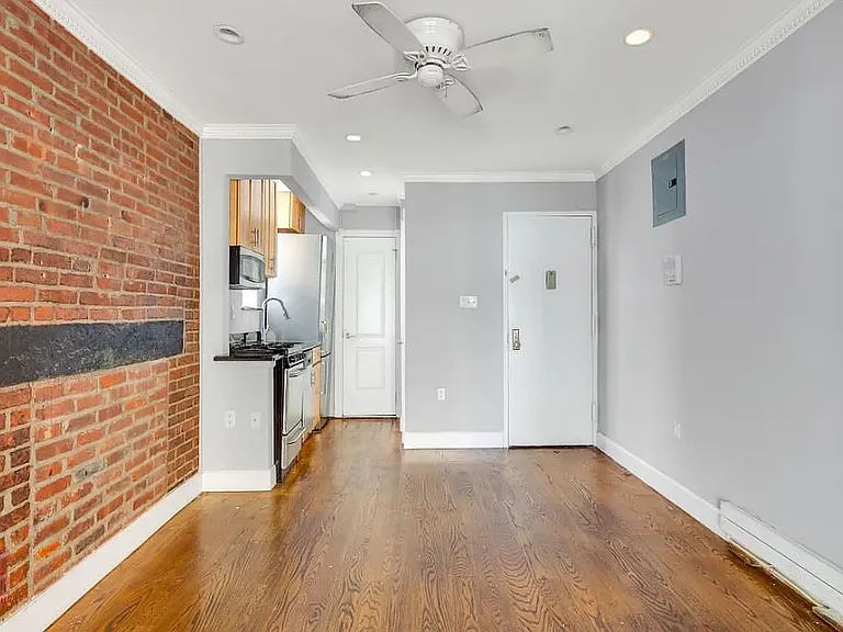 44 Avenue B #R4D — Photo 2