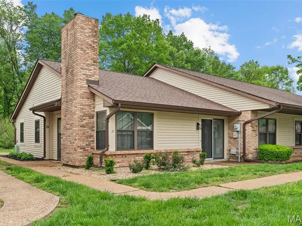 26 Rabbit Trail Dr, Washington, MO 63090