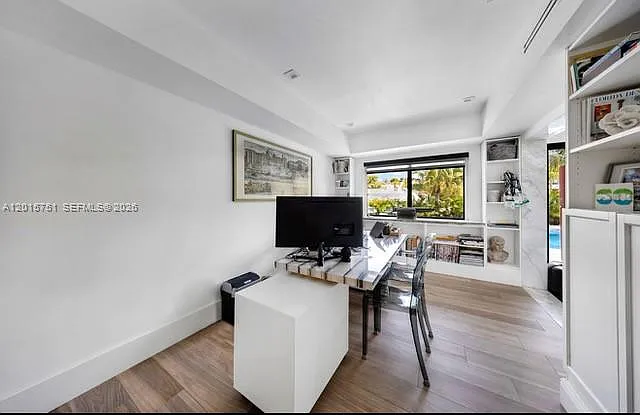 1141 NE 90th St — Photo 31
