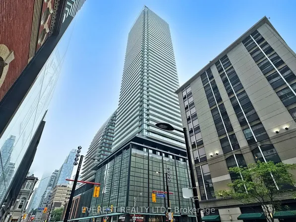 501 Yonge St, Toronto, ON