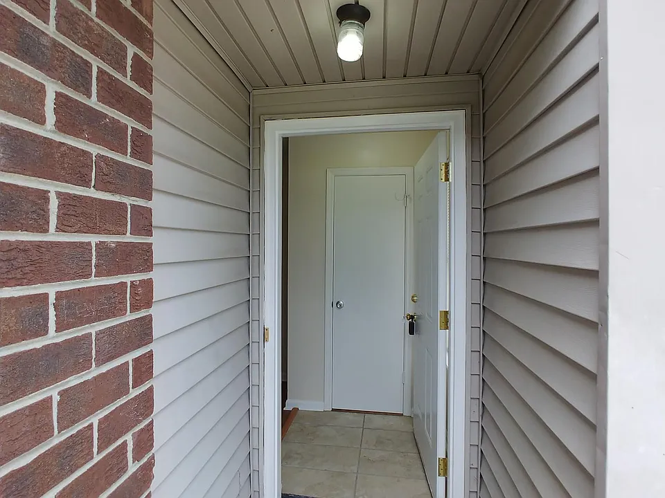 Porch to front door