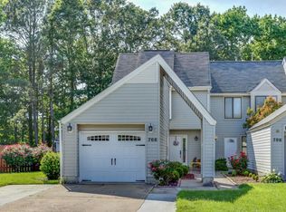 708 Hecate Dr, Virginia Beach, VA 23454
