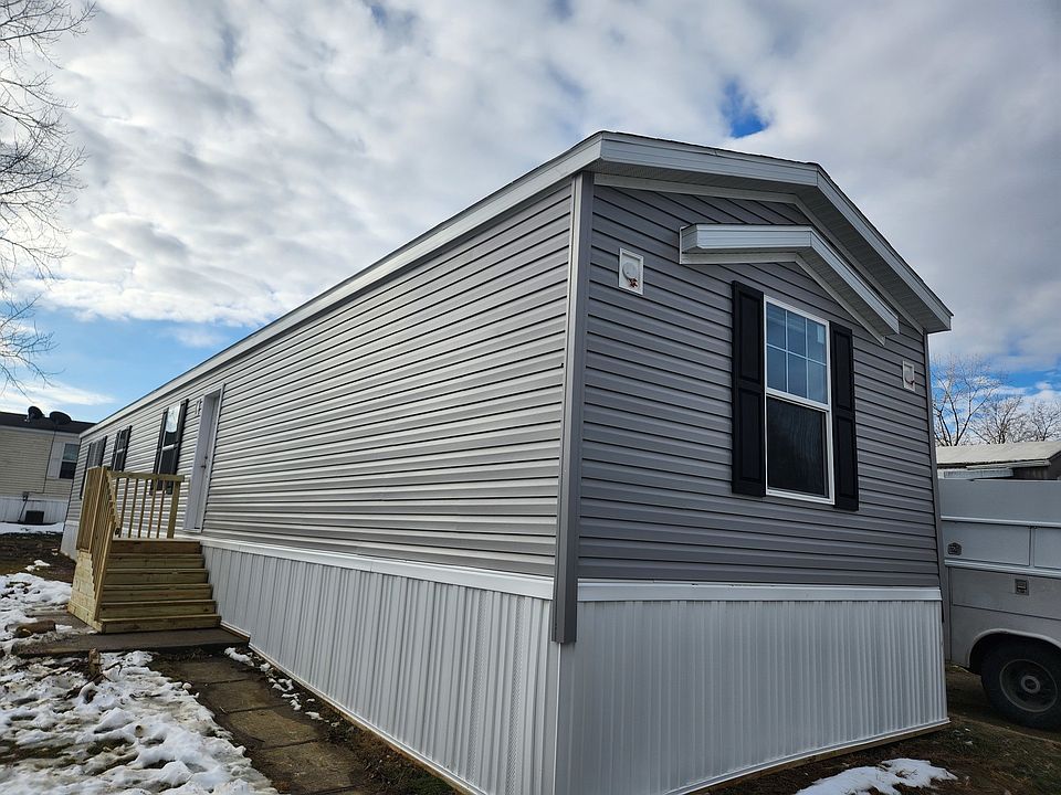 1st image of 10800 Valette Cir W #136