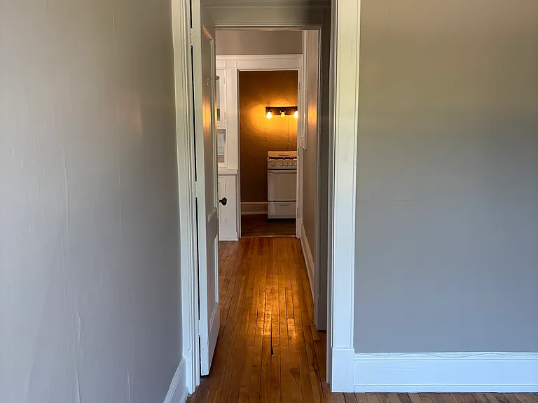 2317 Hennepin Ave #3 — Photo 7