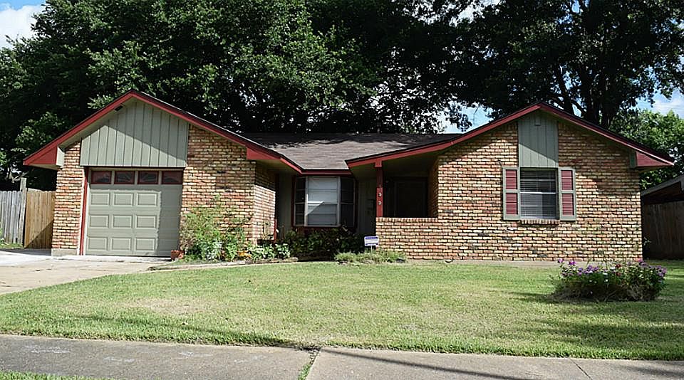 1st image of 1059 Eastlake St