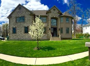 889 Ellis Pkwy, Edison, NJ 08820