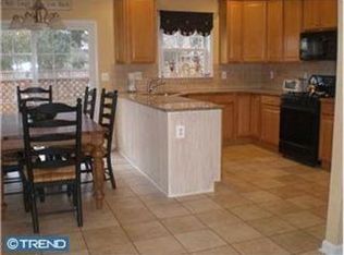 2507 Derwyn Ave, Broomall, PA 19008