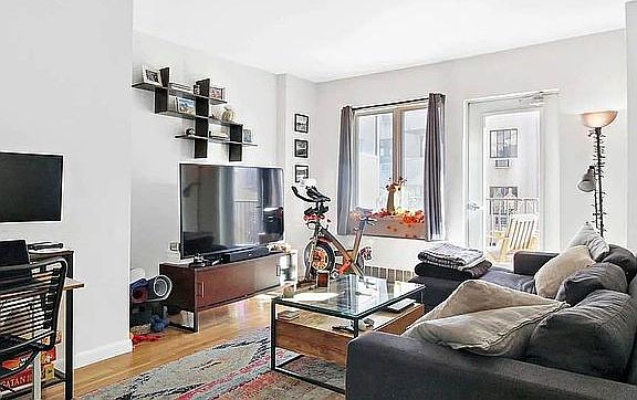 3rd image of 54 Orchard St APT 7B