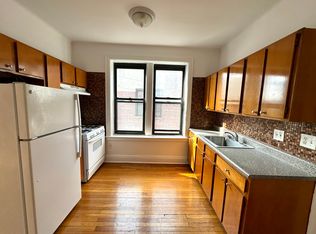 31-18 28th Ave #4, Astoria, NY 11102