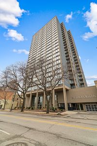 5320 N Sheridan Rd APT 2410, Chicago, IL, 60640