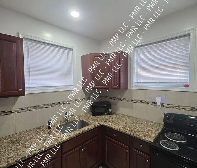 5820 Lansdowne Ave #A — Photo 22