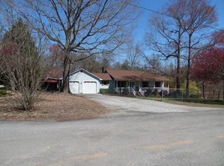 2581 Crystal Ct, Lincolnton, NC 28092