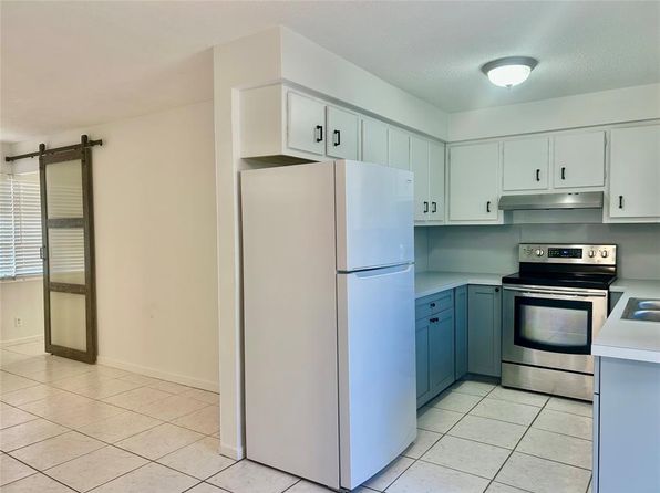 1121 SE 22nd Ave APT 6