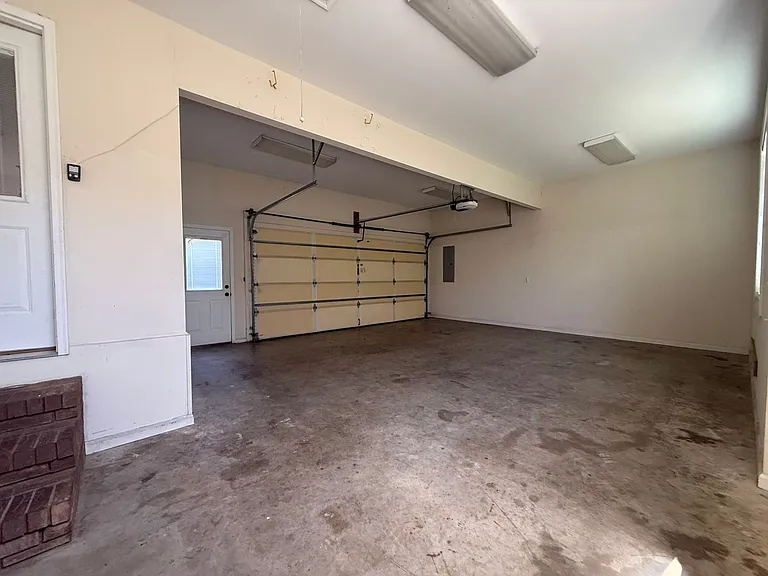 4565 Twin Creeks Dr — Photo 14