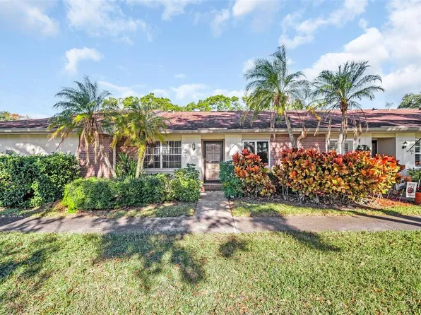 899 Cleland Ct APT A, Palm Harbor, FL 34684