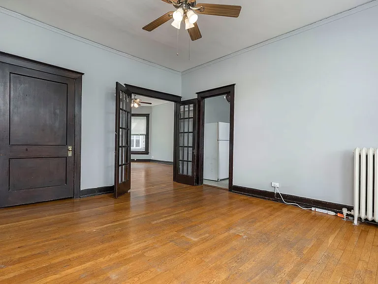 Cavalier Apartments — Photo 16