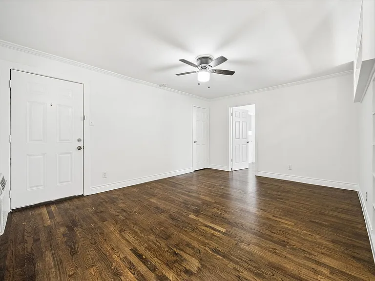 5102 Academy — Photo 27