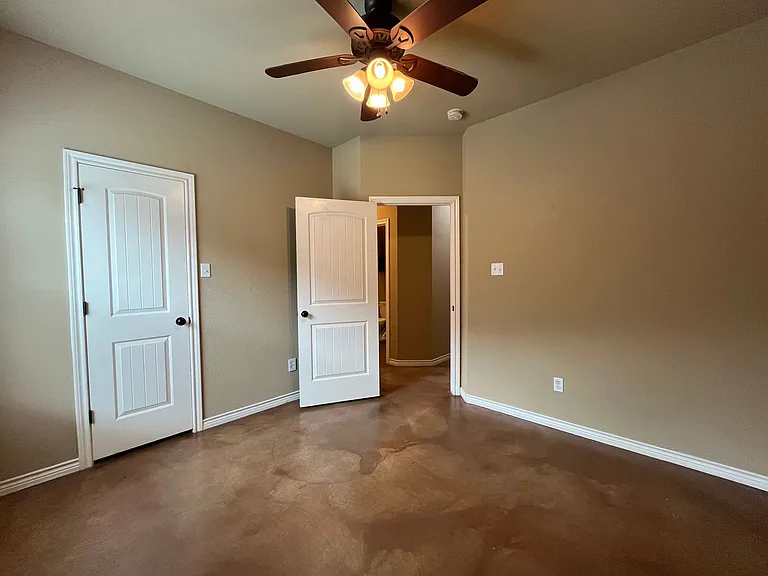 3113 Silver Saddle Dr — Photo 16