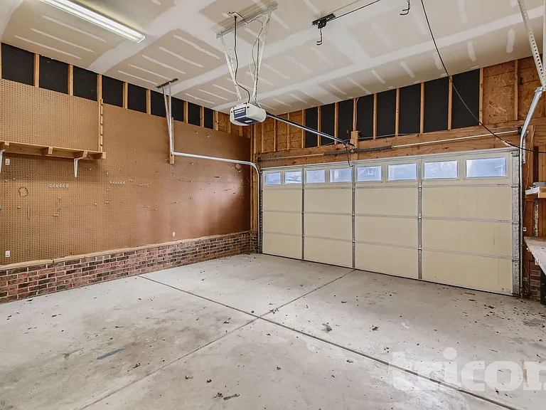 1519 Peak Ct — Photo 6