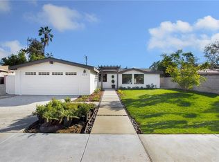 869 Towne St, Costa Mesa, CA 92627