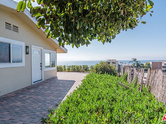2nd image of 22609 Pacific Coast Hwy #B