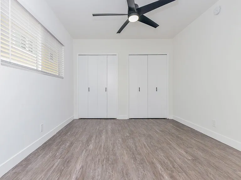 Pullman Lane Residences — Photo 16