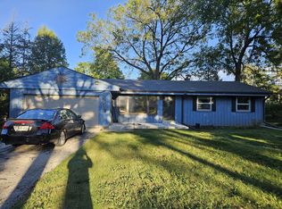 830 S Bobolink Dr, Brookfield, WI 53005