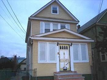 1st image of 10432 187th St