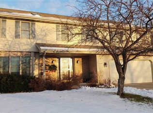 2440 Westhaven Ct, Oshkosh, WI 54904