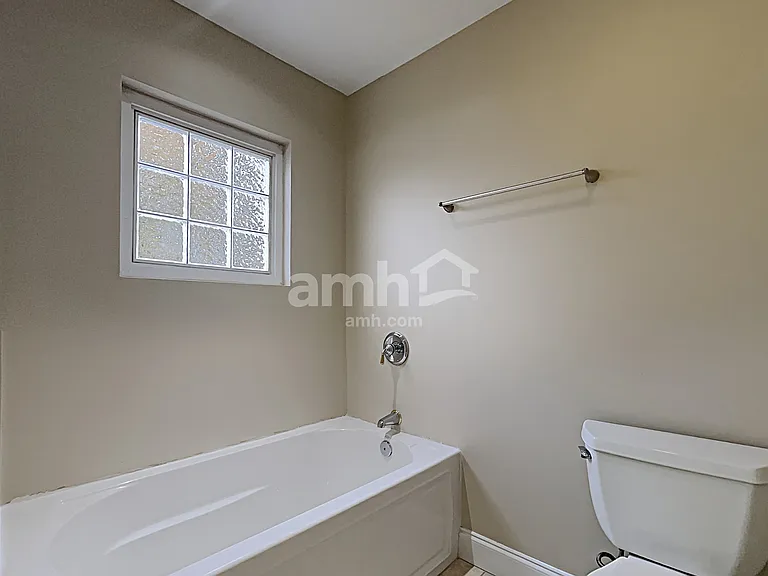 8123 Chestnut Hill Ln — Photo 15