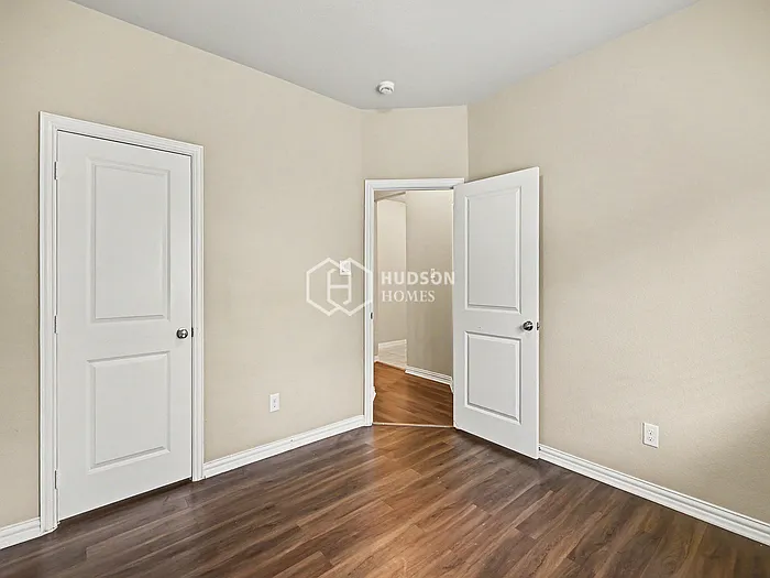 10420 Talus Dr — Photo 18