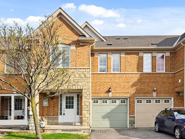 3470 Angel Pass Dr, Mississauga, ON L5M 7N4