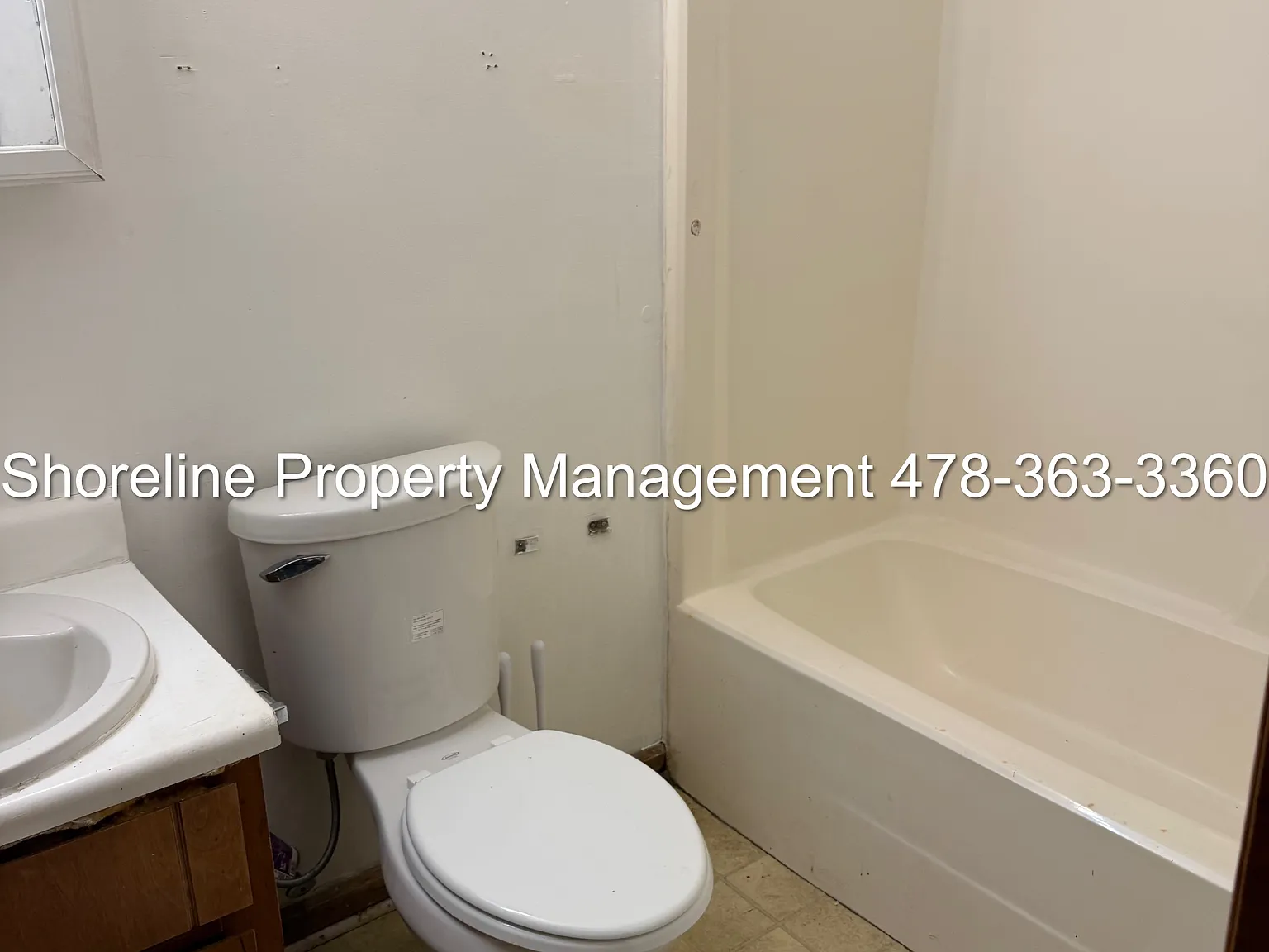 2204 Irwinton Rd — Photo 2