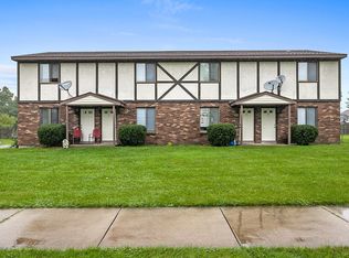 1133 Country Ln, Holland, MI 49423