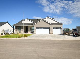 1223 E Southern Homestead Blvd, Enoch, UT 84721