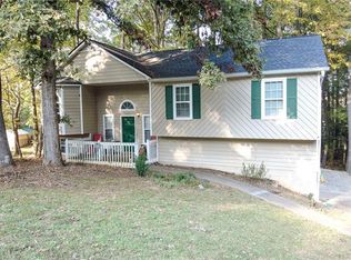 324 King James Dr, Dallas, GA 30157