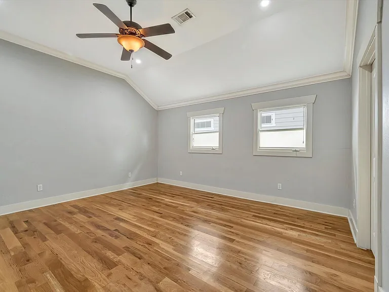 4628 Kermit St — Photo 17