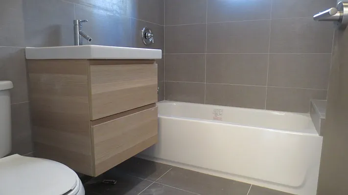 Rented by Bohemia Realty Group | media 16