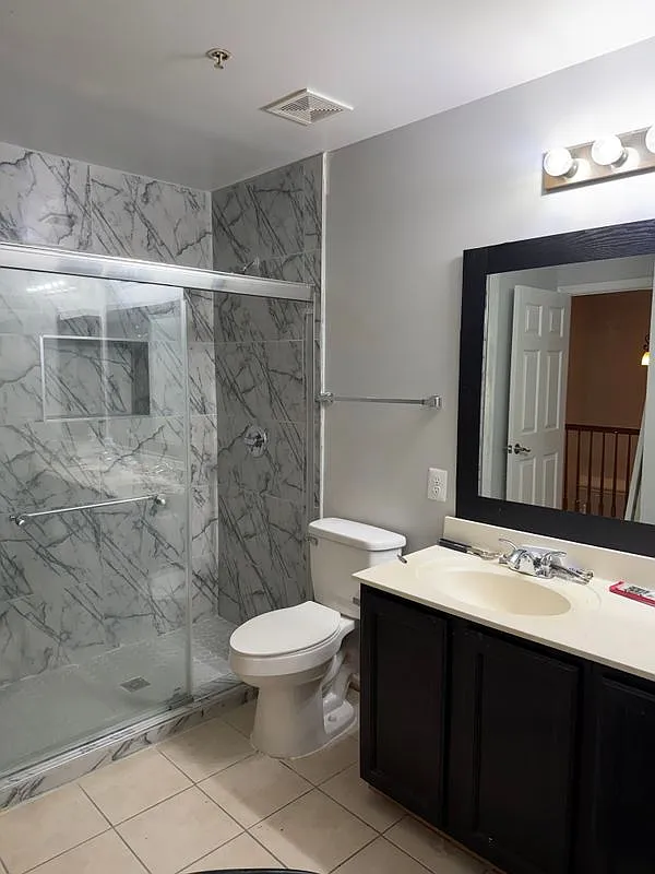 3 bed, 2.5 bath, 1240 sqft, $3,190 — Photo 1