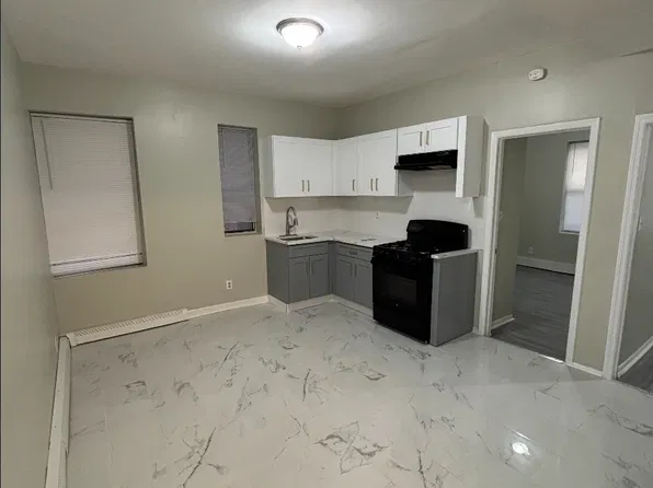 10 Columbia Ave, Newark, NJ