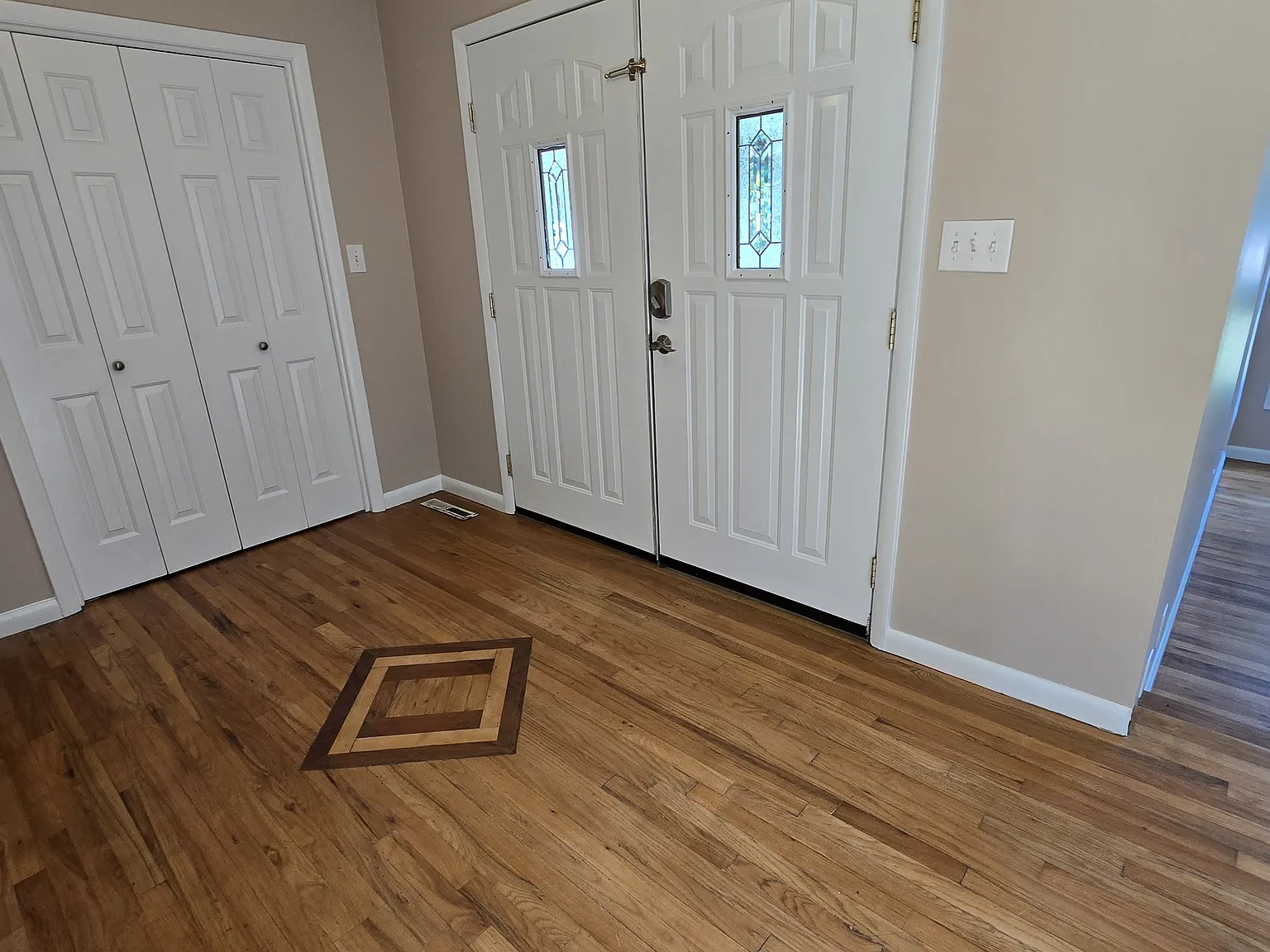 4 bed, 2926 sqft, $3,375 — Photo 3