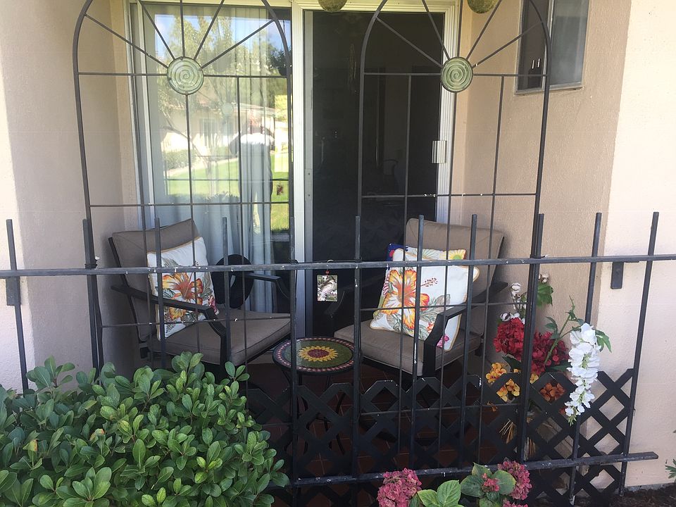 2nd image of 3839 Vista Campana S Unit 1