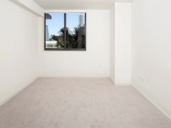 3rd image of 999 SW 1st Ave #91207